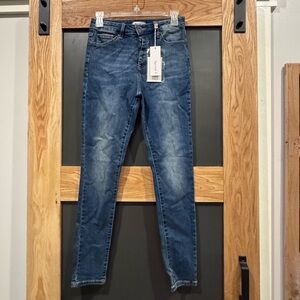 Stylish Indigo Skinny Jeans